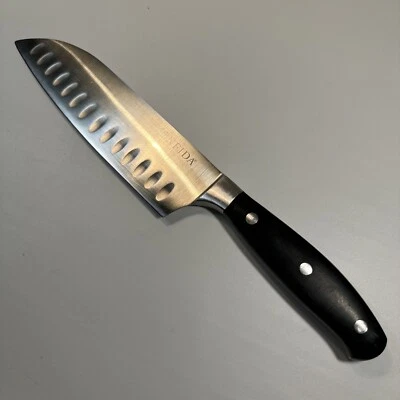 Cuchillo Santoku Oneida Classic Collection de 7 pulgadas  Foto 1 de 4
