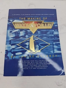 THE MAKING OF WATERWORLD By Janine Pourroy Kevin Costner 1995 Room Behind Scenes - Imagen 1 de 6