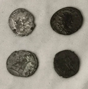 Lot N6 De 4 Antoniniens Port Suivi Compris - Zdjęcie 1 z 2