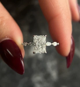 2.20 Ct Radiant-Cut VS1 Lab Grown Diamond Solitaire Wedding Ring 14K White Gold - Picture 1 of 4