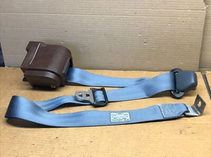 1990 FORD F-150 EXTENDED CAB SEAT BELT RETRACTOR CAB LEFT BLUE STORED INDOORS - Picture 1 of 12