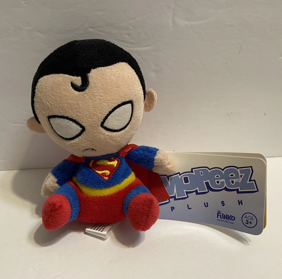 Funko Mopeez Heroes - Superman Action Figure