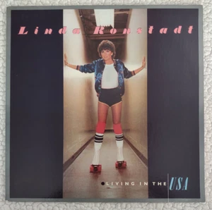 Linda Ronstadt Living in the USA gatefold vinyl record Asylum 6E-155 Tested - Picture 1 of 11