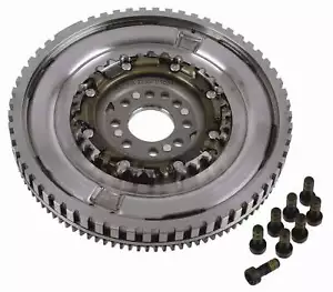 Dual Mass Flywheel DMF fits KIA CEED JD 1.6D 15 to 18 D4FB Sachs 232002A405 New - Picture 1 of 2