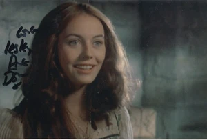 Super RAR Lesley-Anne Down signed Autogramm 4x6 Foto SCHAUSPIELERIN - Bild 1 von 1