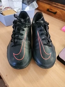 Nike Phantom Negro Rojo Botas de Fútbol Talla UK 4 - Imagen 1 de 5