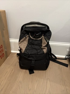 Lowepro Camera Bag Street & Field S&F Rover Light Backpack with Waist Clip - Image 1 of 3