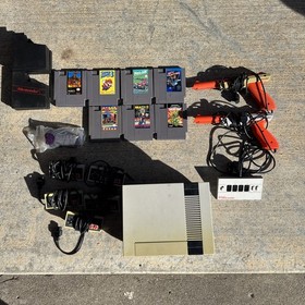 Original Nintendo NES System (2) Console, 5 Controllers , 7 Game Bundle