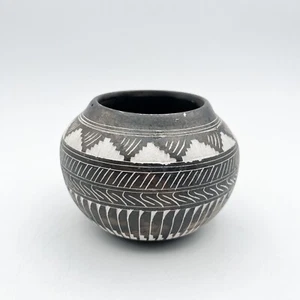 Michael Charlie signierte Navajo 3" Keramik Vase handgefertigt indigene amerikanische Ureinwohner - Bild 1 von 9