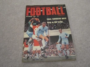 Charles Buchan's football monthly magazine ,November 1967 ,Manchester united - Picture 1 of 2