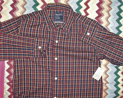 NUEVO CON ETIQUETAS-Camisa Nautica Youth LS con botones delanteros, talla L (14-16), azul/rojo/blanco a cuadros Foto 1 de 3