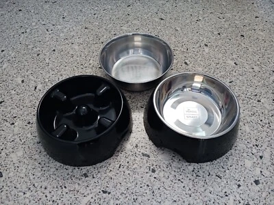 Dogit Antischlingnapf 1200, 1 Hunter Trinknapf 1400  und 1 weiterer Trinknapf - Bild 1 von 4