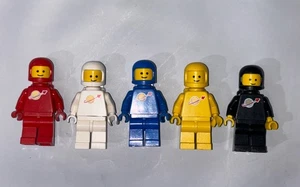 Lot of 5 Lego Red White Blue Yellow Black Spaceman Minifigure Classic Space VTG - Picture 1 of 4