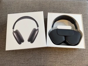 AirPods Max 1st Generation (Lightning) Space Gray MGYH3AM/A - MINT CONDITION - Photo 1 sur 11