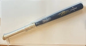 Josh Reddick Signed ~ Astros~2017 WORLD SERIES ~ Mini Baseball Bat w/COA - Picture 1 of 9