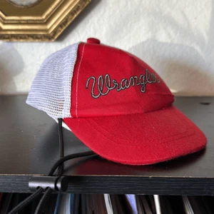 Wrangler red and white newborn xs/small baby hat trucker hat - Picture 1 of 4