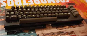 Commodore 64 Breadbin Keyboard / Tastatur funktioniert (Tasten fehlt) 8-bit - Bild 1 von 3