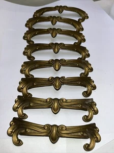 8 Vintage French Provincial Handles Drawer Pull Hardware Ornate W/screws - Picture 1 of 16