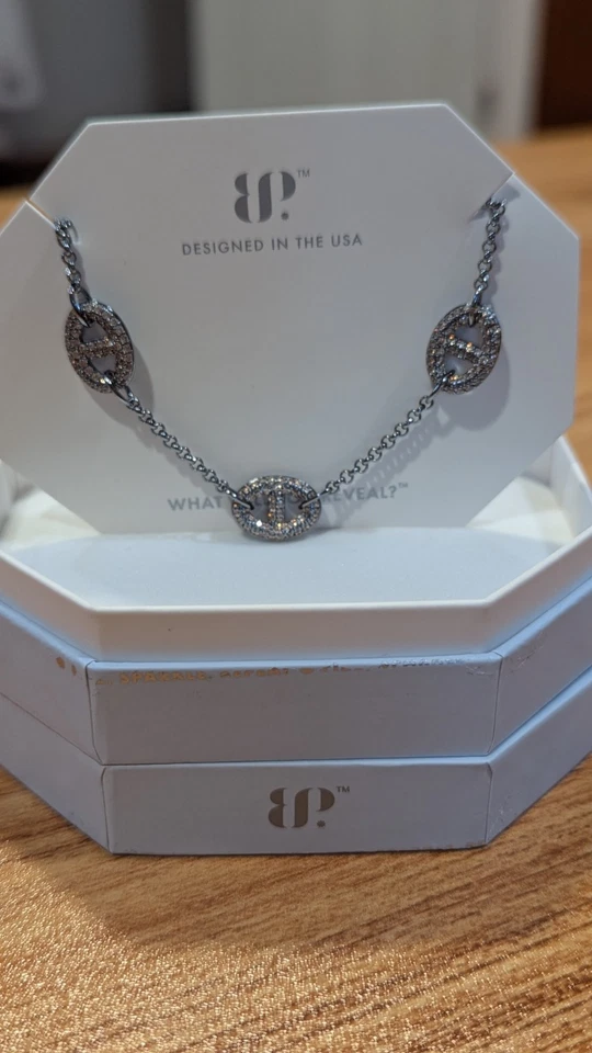 Collar Bomb Party OG "Romance a la luz del día" NK85906 Topacio ahumado/enchapado de hematita Foto 1 de 3