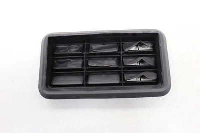 Dodge Charger 2011-2023 cuarto trasero izquierdo presión aire ventilación rejilla OEM Foto 1 de 4