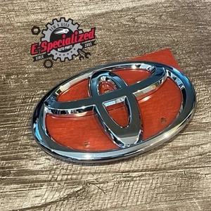 2016-20 Toyota Yaris Exterior Emblem 75301-WB001 Genuine New - Bild 1 von 4