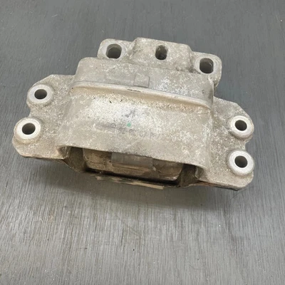 VW GOLF MK6 2009 Left Side Engine Mount 1K0199555AC Bin41 - Image 1 of 4