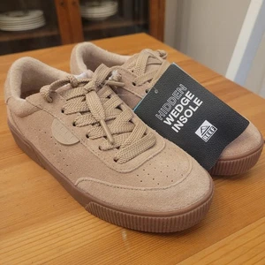 REEF Womens Lay Day Seas Oasis Suede/Hidden Wedge-Size 6-NWOB - Picture 1 of 21
