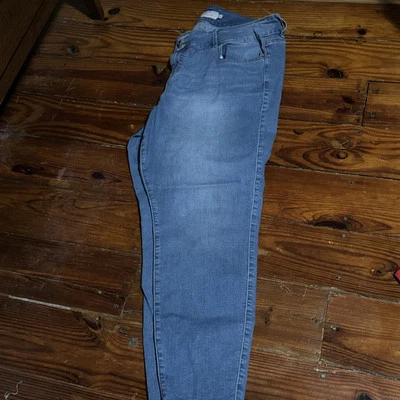 Pantalones de mezclilla para mujer Torrid Jegging talla 22 azul 22R mezcla elástica Foto 1 de 2