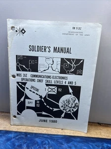 Vintage Soldiers Manual Communications Electronics FM11-31Z Skill Level 4 5 - Imagen 1 de 6