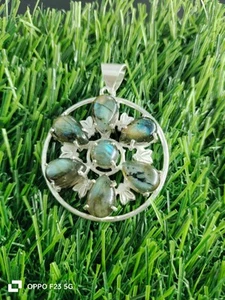 Handmade Natural Labradorite Round Pendant – Silver Plated Special Gift - Picture 1 of 2