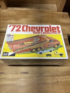 MPC 885 CHEVY 1972 FLEETSIDE PICKUP TRUCK RACER'S WEDGE 1/25 MODEL KIT - SEALED - Picture 1 of 6