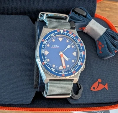 Doxa Sub 600T Pacific Limited Time + Tide Edition - Image 1 of 4