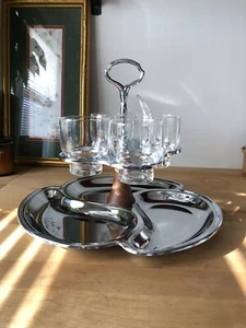 Vintage Chrome And Wood. Rotating Divided Serving Tray With Condiment Glasses. - Picture 1 of 6