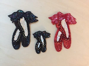 PAILLETTEN & PERLEN BALLETT HAUSSCHUHE ANSTECKNADEL KOSTÜM TANZ ROSA oder SCHWARZ & ROT - Bild 1 von 21