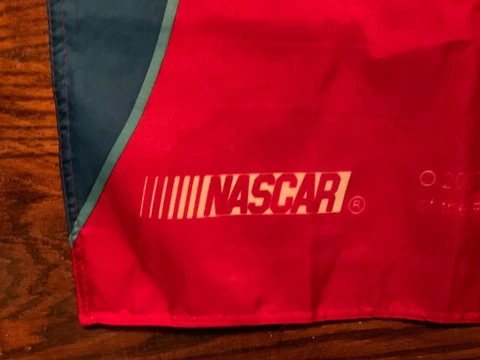 NASCAR JEFF GORDON DUPONT 2007 36INX60IN POLYESTER FLAG GREAT CONDITION Cover