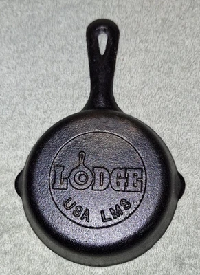 Lodge Cast Iron 3 1/2" Mini Skillet LMS - Image 1 of 2