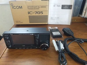 Icom 705 HF/VHF/UHF Ham Radio ALL MODE TRANSCEIVER amateur radio japan - Zdjęcie 1 z 24