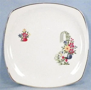 Paden City Luncheon Plate Salad Green Stones Trellis Vases Tulips Vintage - Picture 1 of 5