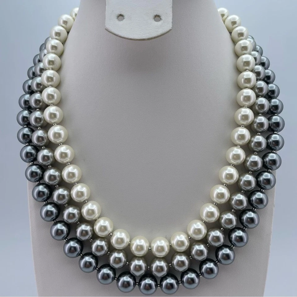 Collar Charter Club 3 Hilos Perla Ombre Distintivo Tono Plata Foto 1 de 4