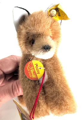 Steiff Fuzzy Fox Standing 1465/10 1978-1985 With Tags 4" tall x 6" long - Image 1 of 4