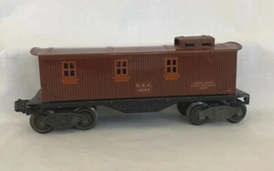 Lionel 1933 Pre-War Caboose (O) #1682 - Picture 1 of 1