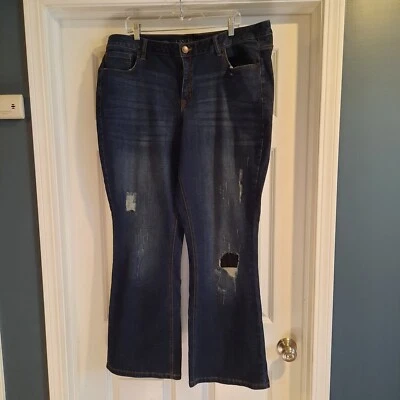 Bota de mezclilla Lane Bryant tiro bajo talla 22 corte bota acampanado desgastado parcheado boho Foto 1 de 4