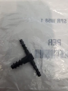 Freightliner SPR-W58-1 Wiper Hose Nozzle Nylon Tee Fitting / FREE SHIPPING!!!!!! - Picture 1 of 2