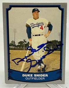 Tarjeta autografiada de Duke Snider #55 Pacific Trading 1988. NM+ HOF - Imagen 1 de 2