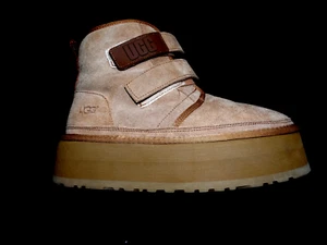 UGG Classic Plateau Neumel Platform Australia Lammfell Stiefelette 7,5 40 Braun - Bild 1 von 19