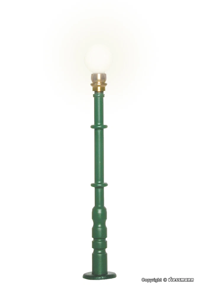 Viessmann 6300 Ho Scale Green Lamppost with One Light High 57 mm (with Bulb) - Image 1 of 1