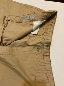 Neu Wrangler Outdoor Series Shorts Gr. 46 Straight Fit Quick Dry Khaki - Bild 1 von 10