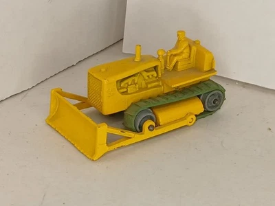 Vintage Lesney Matchbox CAT No.18 Plow Tractor Yellow Grey Wheels Green Treads - Image 1 of 4