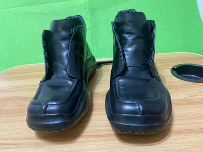 Prada Linea Rossa 黑色皮革方头踝靴 EU 36 US 6 女式男女通用 — 第 1/4 张图片