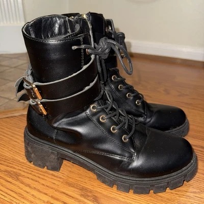 Botines Charlotte Russe para mujer talla 9 de cuero sintético Foto 1 de 4